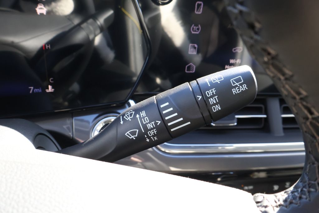 Thumbnail: 2026 Chevrolet Trax - 23