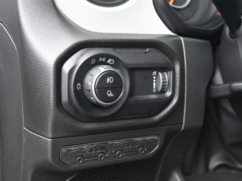 New 2026 anvil clearcoat Jeep Sport image 14