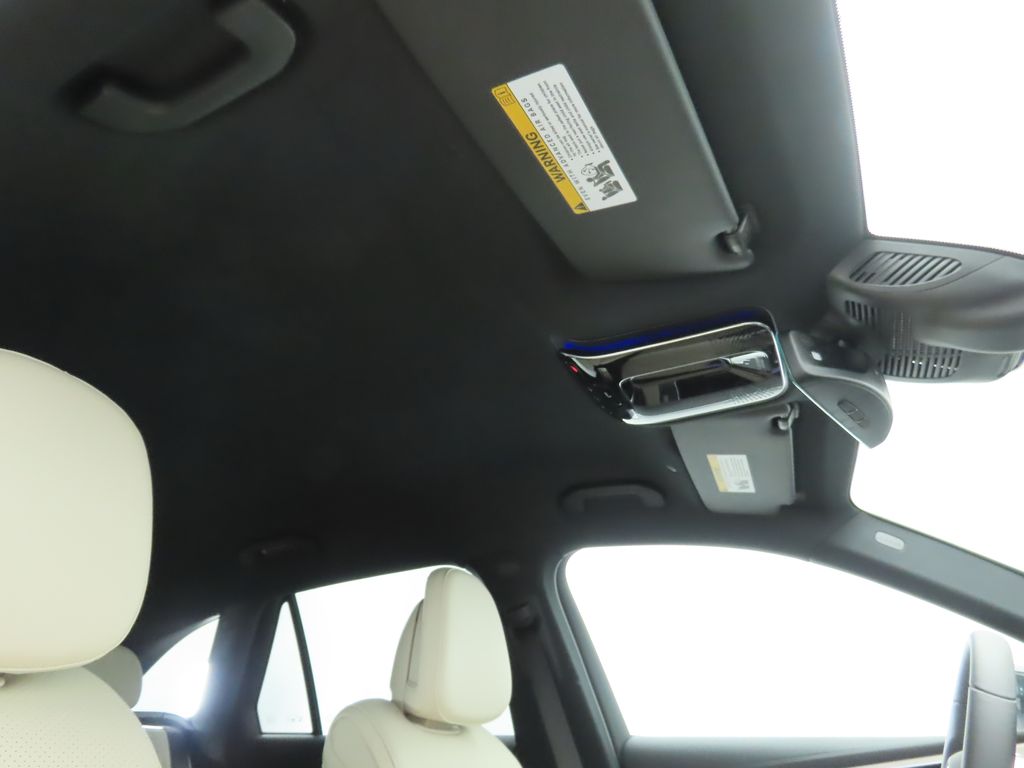 2024 Mercedes-Benz GLC 300 18