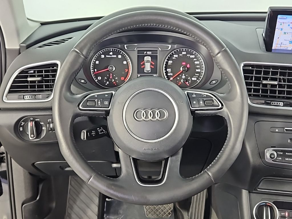 Thumbnail: 2016 Audi Q3 - 28