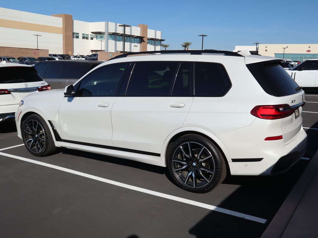 Thumbnail: 2020 BMW X7 - 3