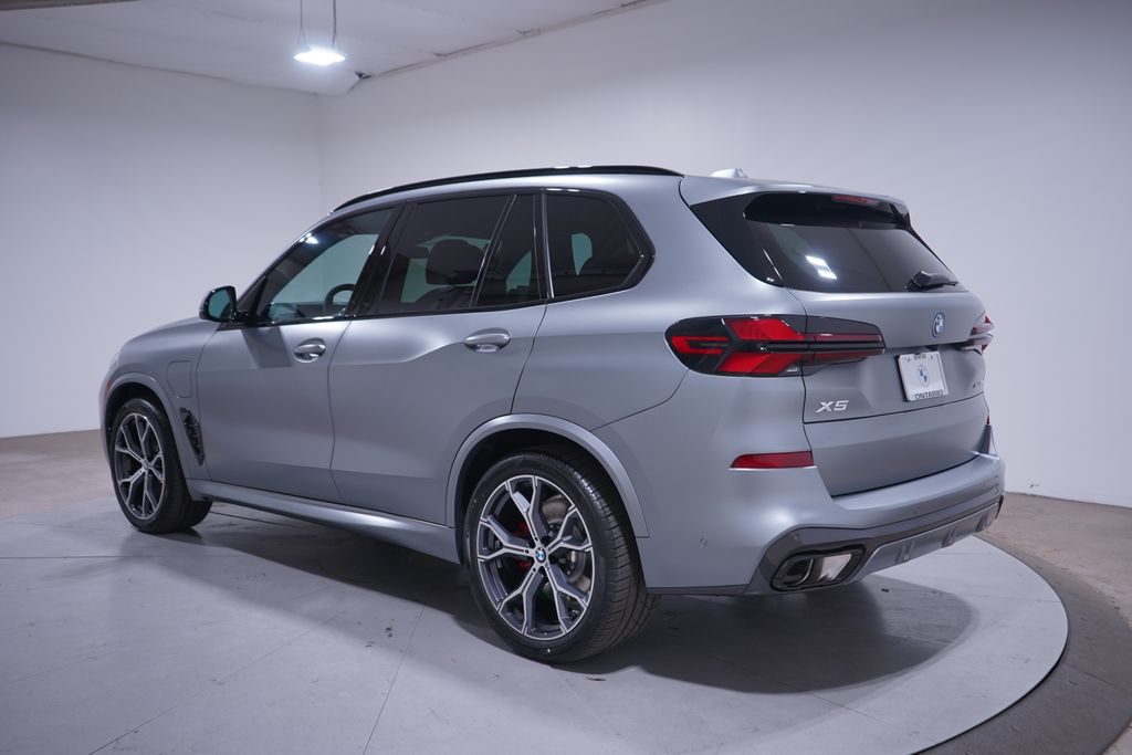 Thumbnail: 2026 BMW X5 - 3