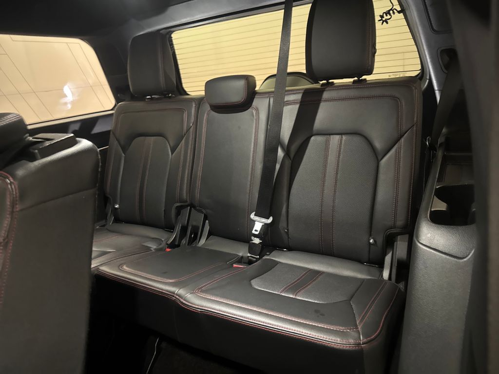 Certified Used 2022  Ford Limited image 37