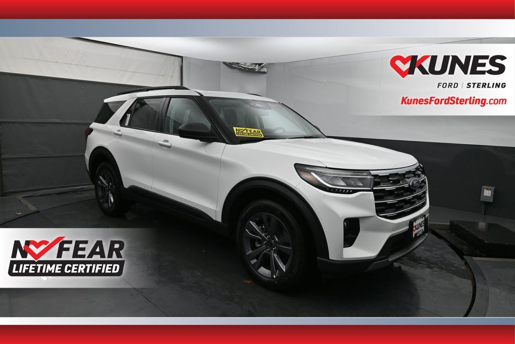 Star White Metallic Tri-Coat 2026 Ford Explorer SUV / Crossover All-Wheel Drive Automatic