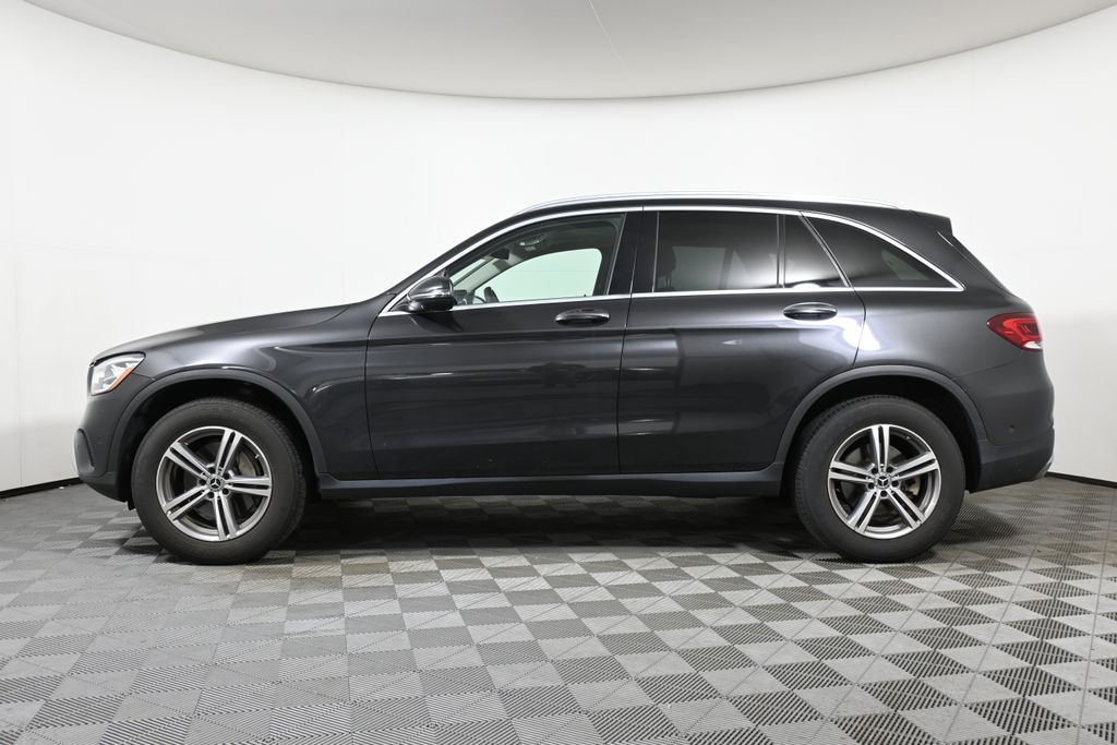 2021 Mercedes-Benz GLC 300 2