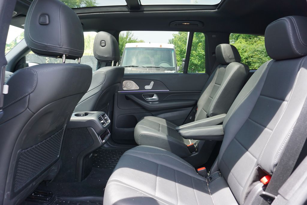 Thumbnail: 2025 Mercedes-Benz GLS - 10