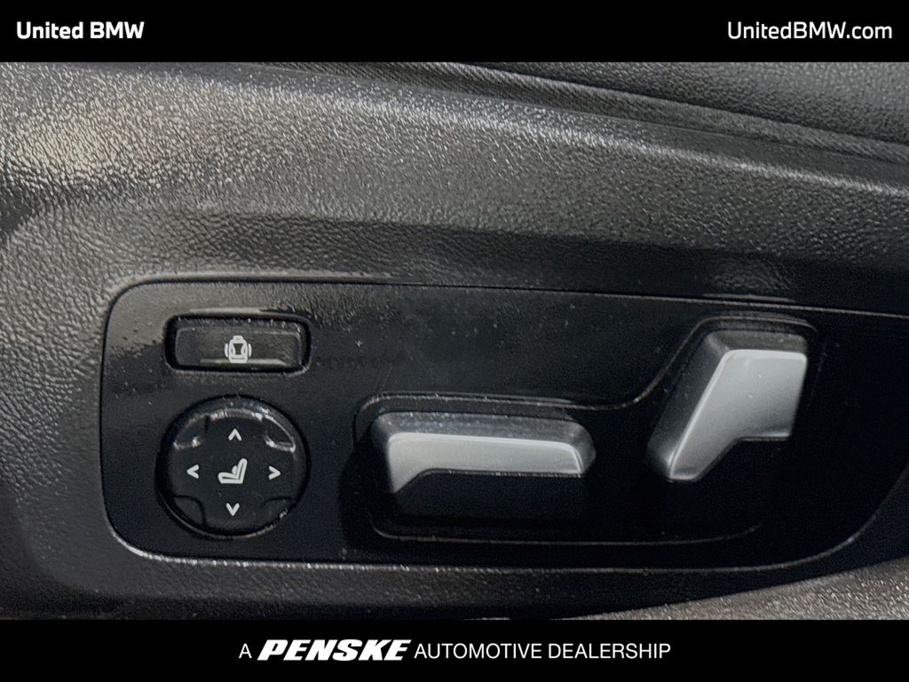 Thumbnail: 2019 BMW 3 Series - 4