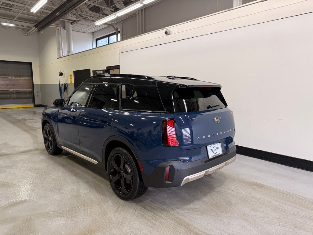 Thumbnail: 2026 MINI Cooper Countryman - 3