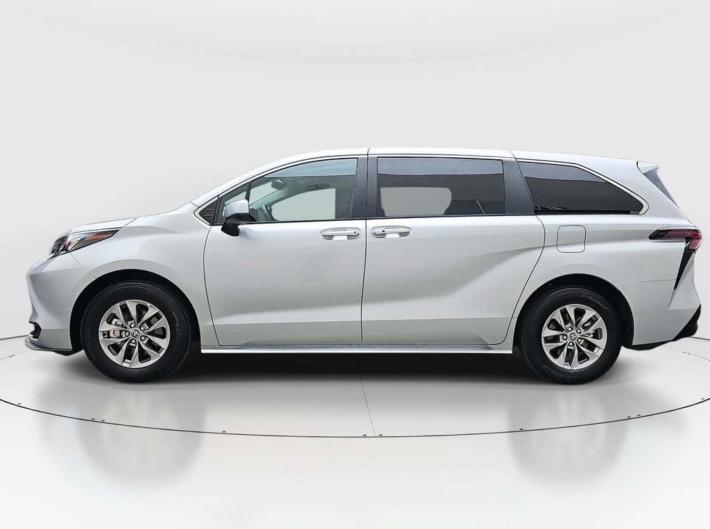 Used 2025 Toyota Sienna Van
