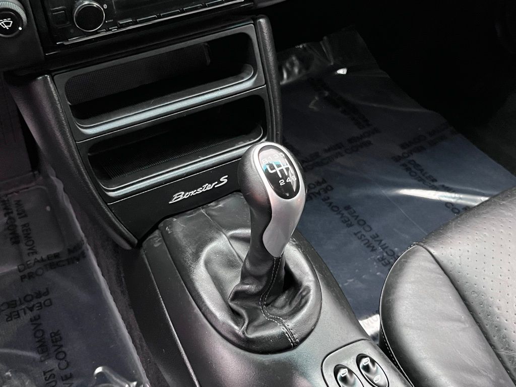 2004 Porsche Boxster S 14