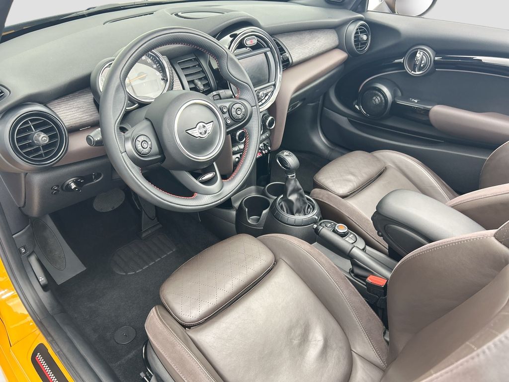 Thumbnail: 2016 MINI Cooper - 9