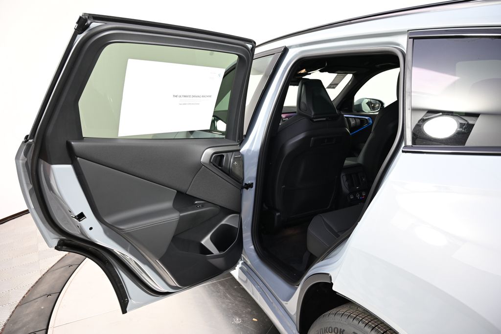 Thumbnail: 2025 BMW X3 - 23