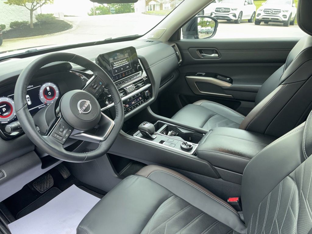 2025 Nissan Pathfinder Platinum Black at John Sisson Motors