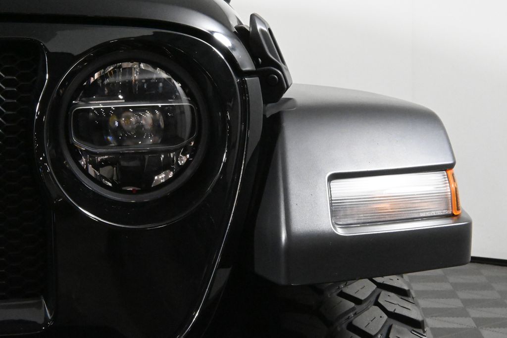 2022 Jeep Wrangler Unlimited Willys 11