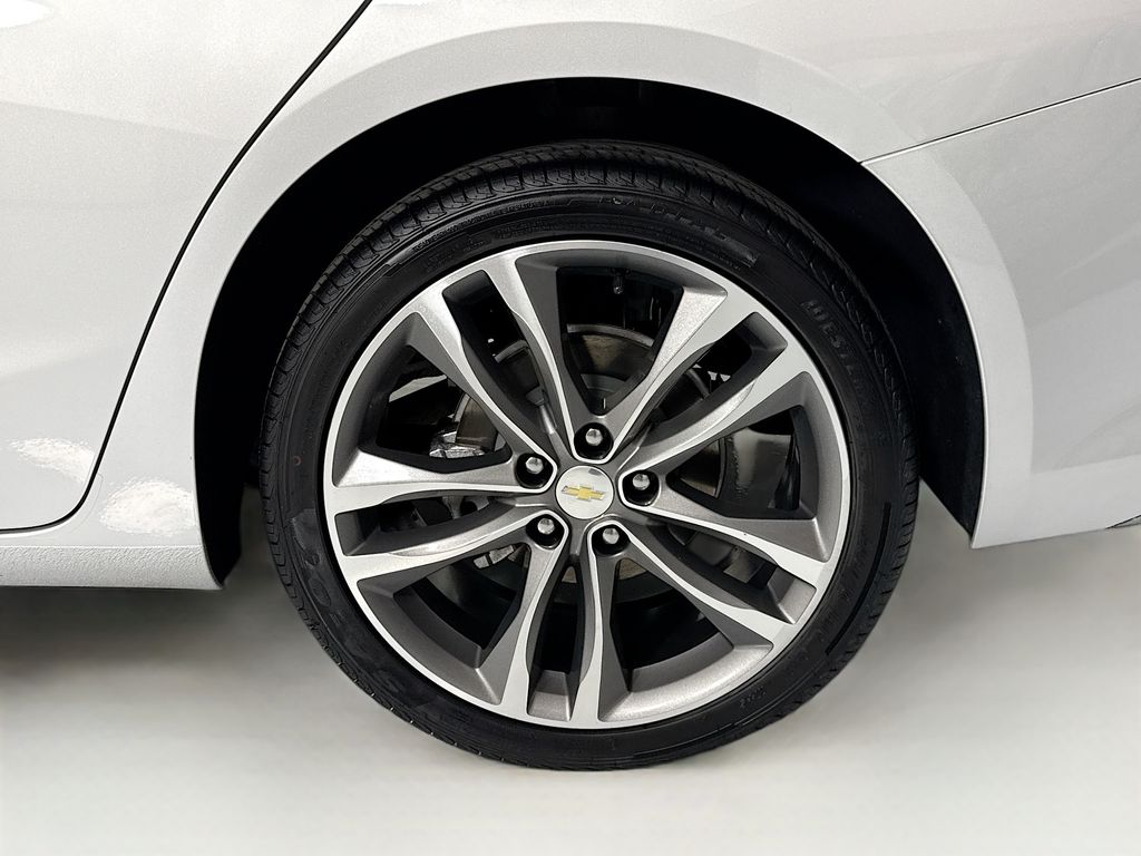 Thumbnail: 2022 Chevrolet Malibu - 31
