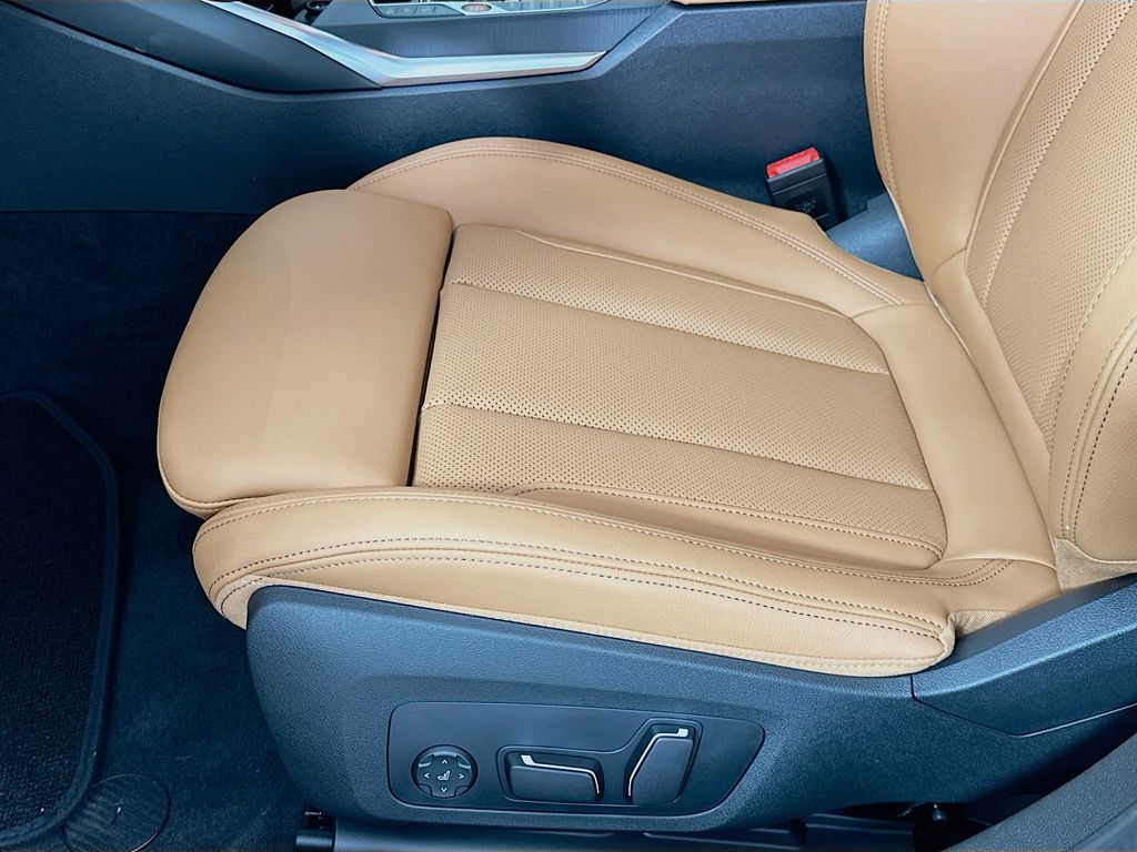 Thumbnail: 2026 BMW 3 Series - 21