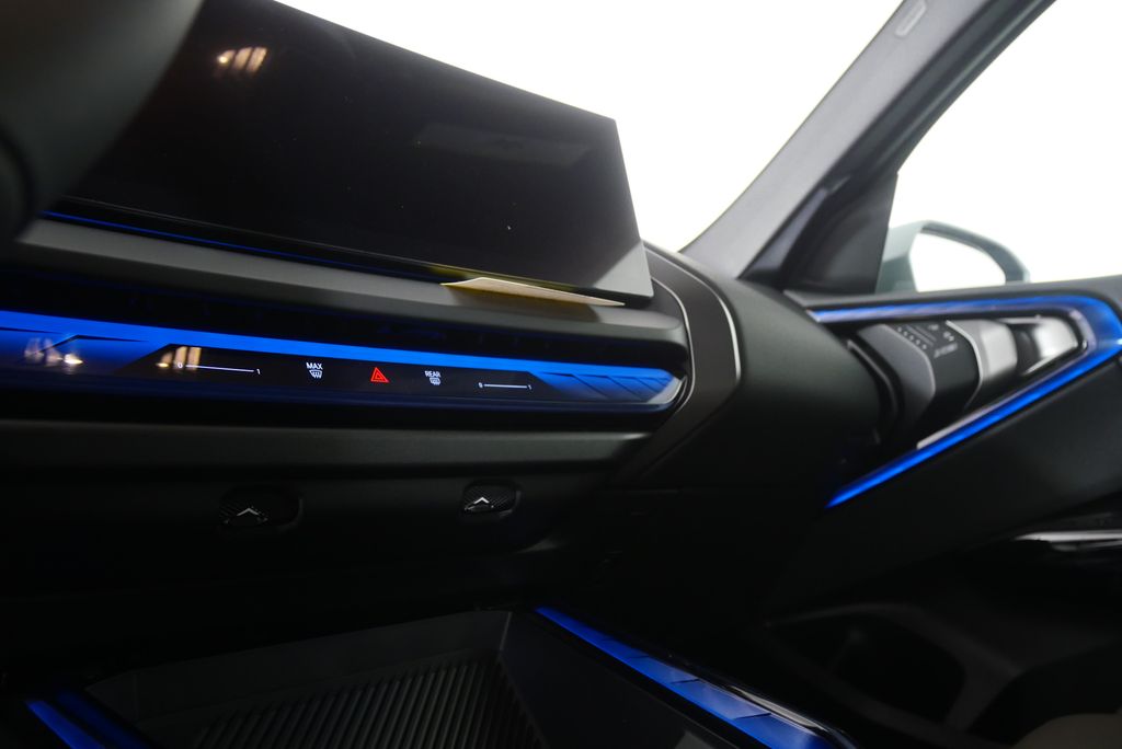 Thumbnail: 2026 BMW X3 - 18