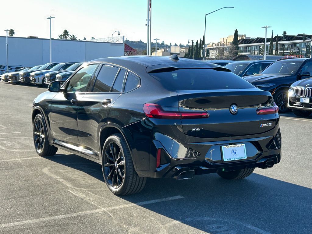 2025 BMW X4 M40i 3