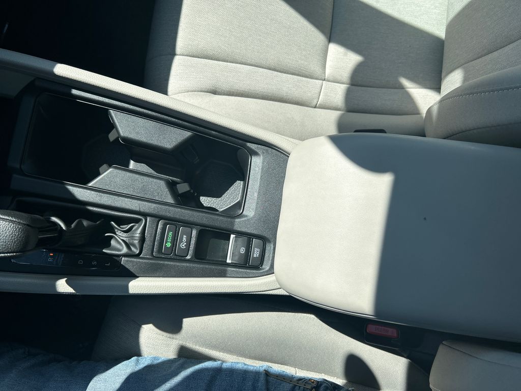 2024 Honda Accord LX 21
