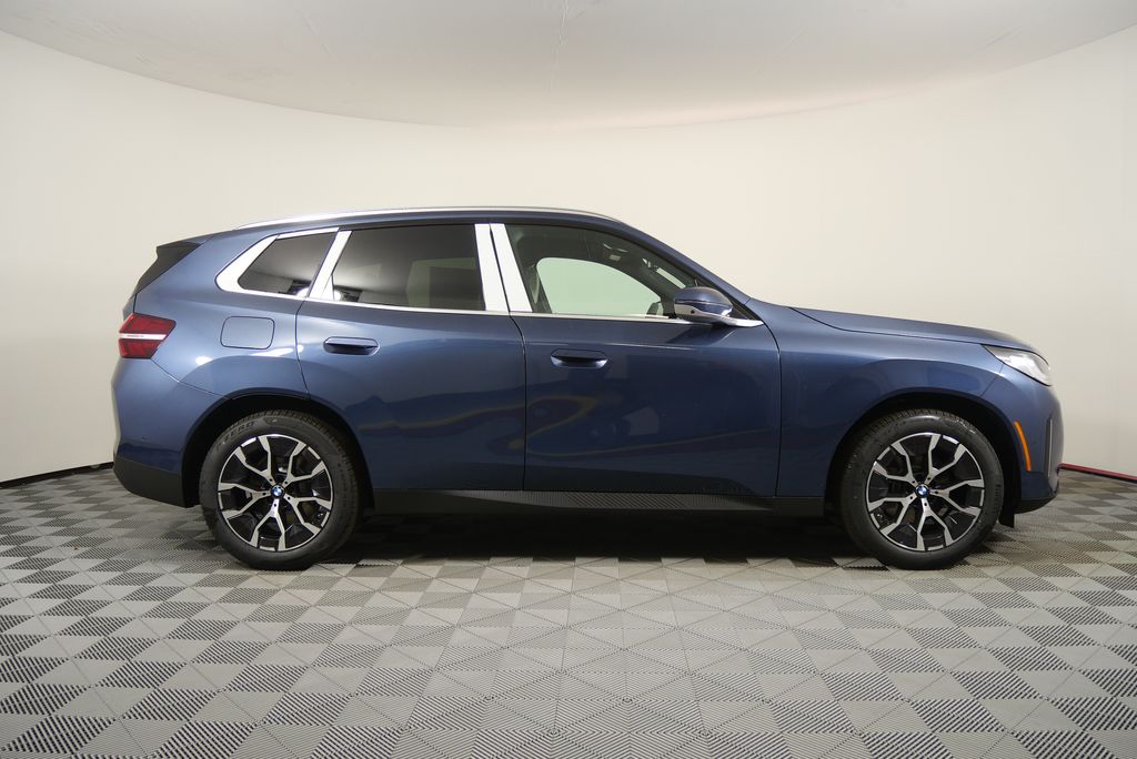 Thumbnail: 2026 BMW X3 - 2