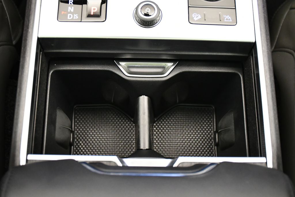 Thumbnail: 2022 Land Rover Range Rover - 29