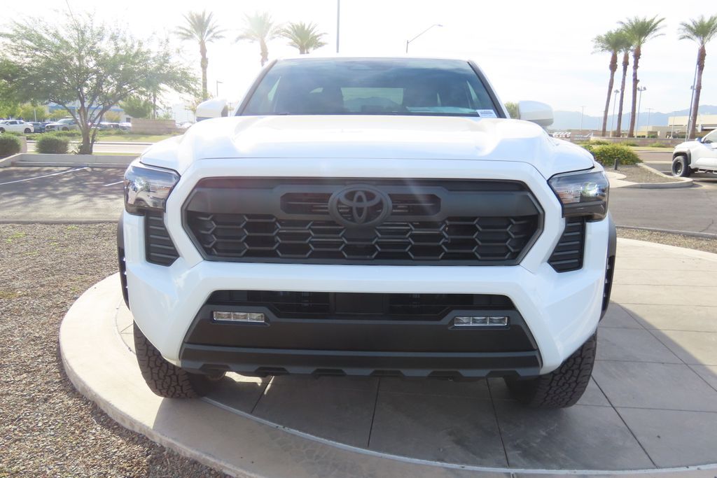 Thumbnail: 2025 Toyota Tacoma - 2