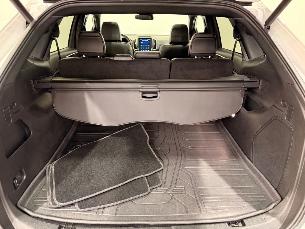 2024 Ford Edge ST