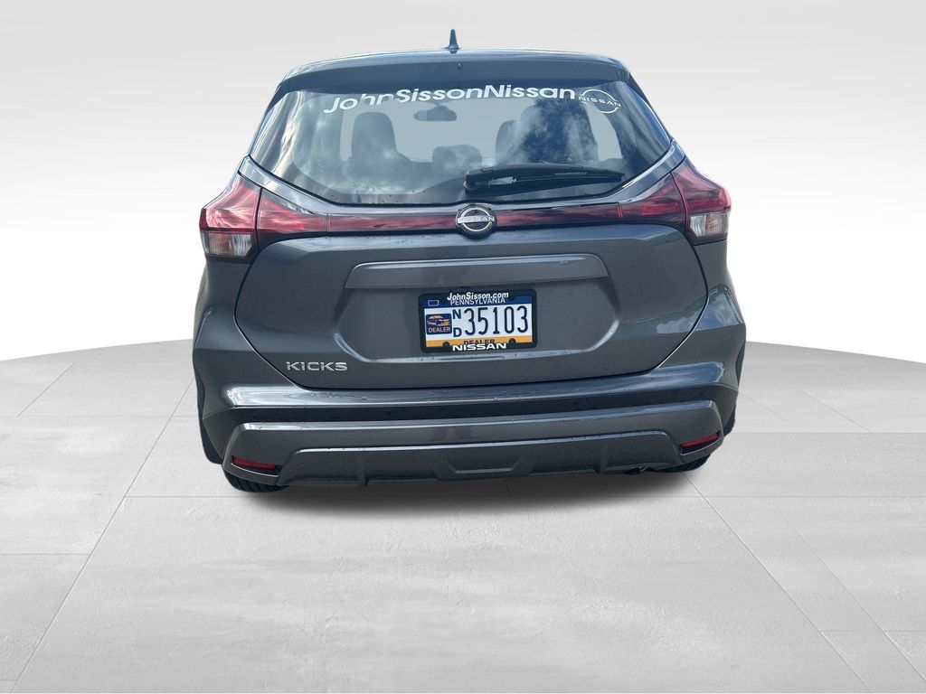 2025 Nissan Kicks Play S - 3