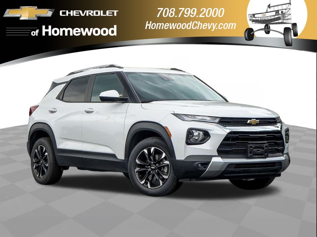 White (Iridescent Pearl Tricoat) 2022 Chevrolet Trailblazer SUV / Crossover Four-Wheel Drive 9-Speed Automatic