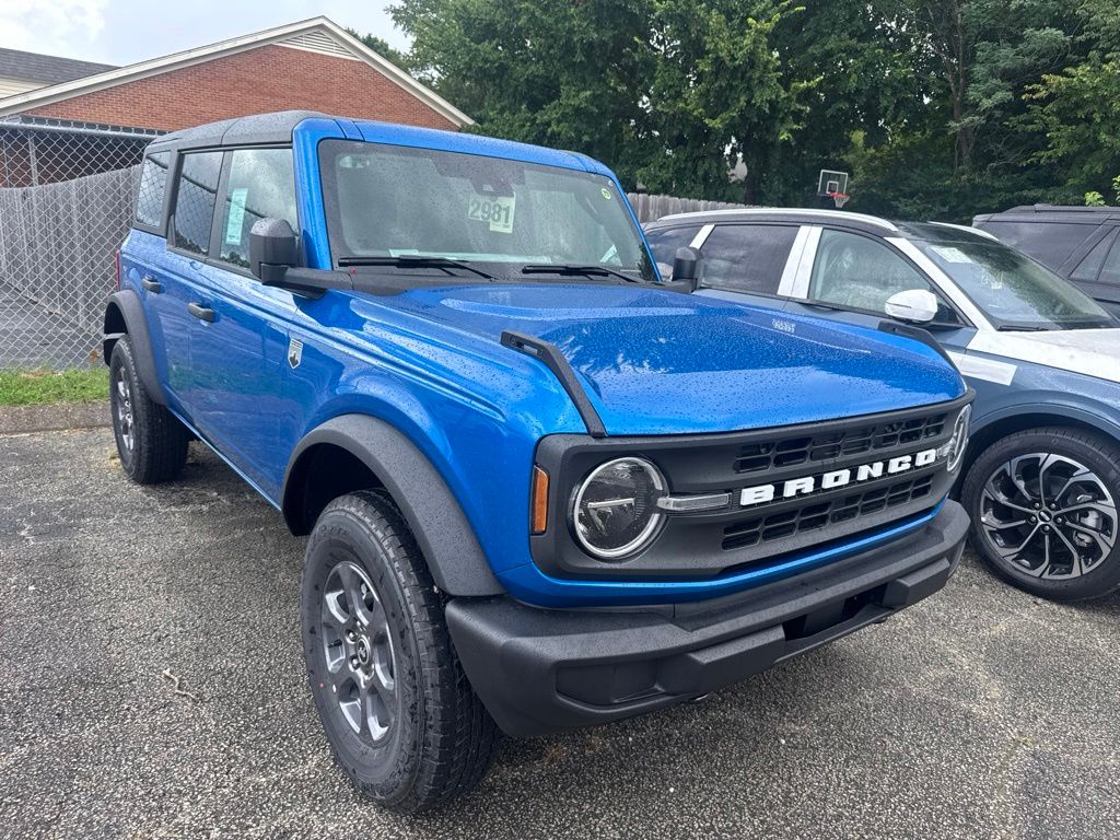 Blue Metallic 2026 Ford Bronco SUV / Crossover Four-Wheel Drive Automatic