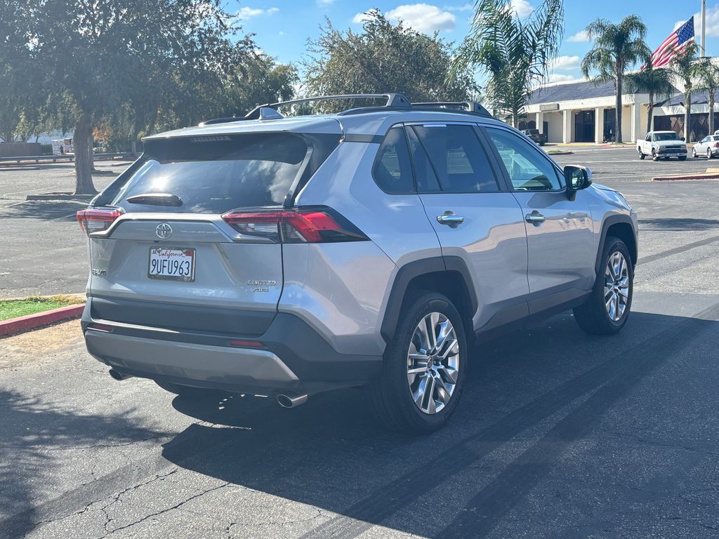 Thumbnail: 2025 Toyota RAV4 - 5