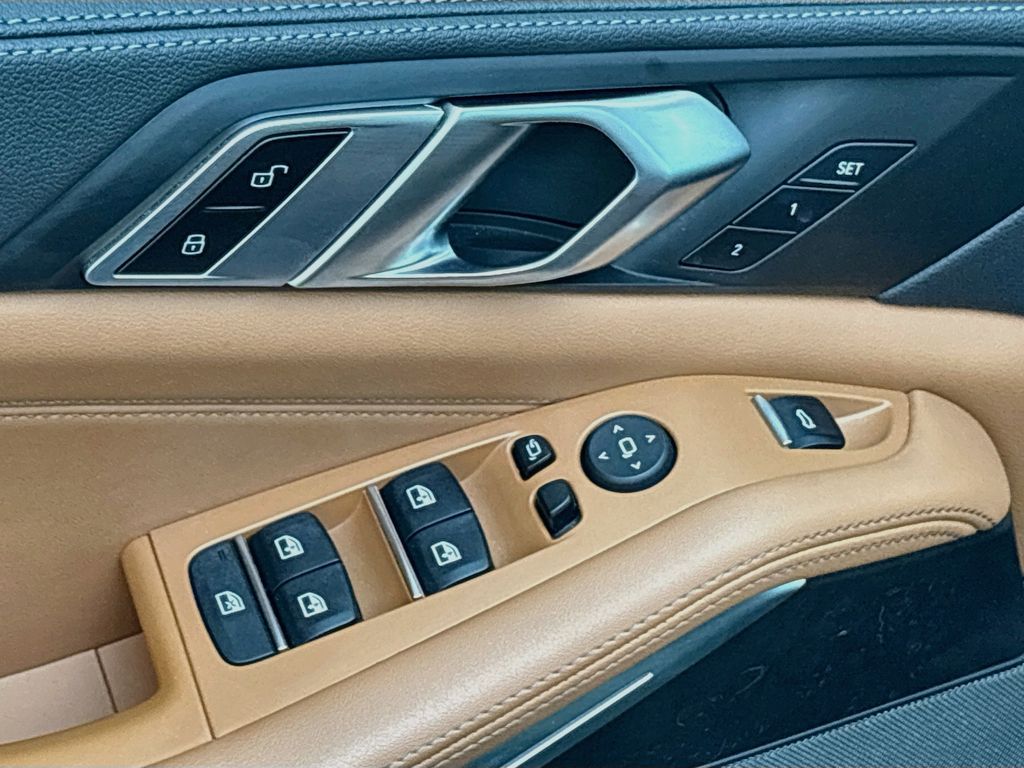 Thumbnail: 2023 BMW X5 - 23