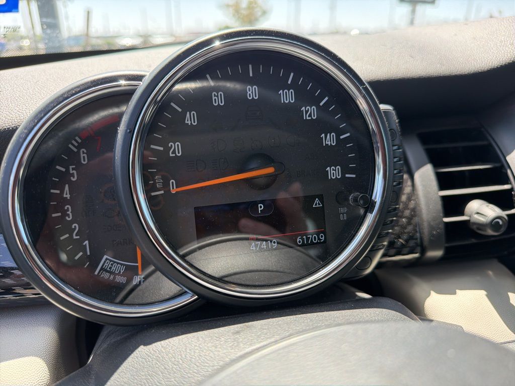 Thumbnail: 2015 MINI Cooper - 5