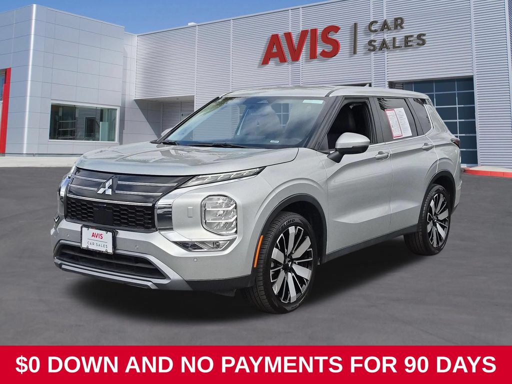 Silver 2025 Mitsubishi Outlander SUV / Crossover Front-Wheel Drive Continuously Variable Transmission