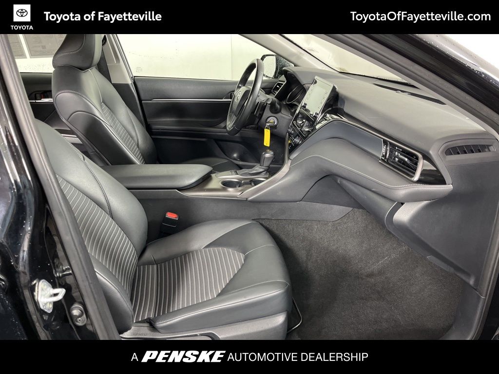 2023 Toyota Camry SE 6