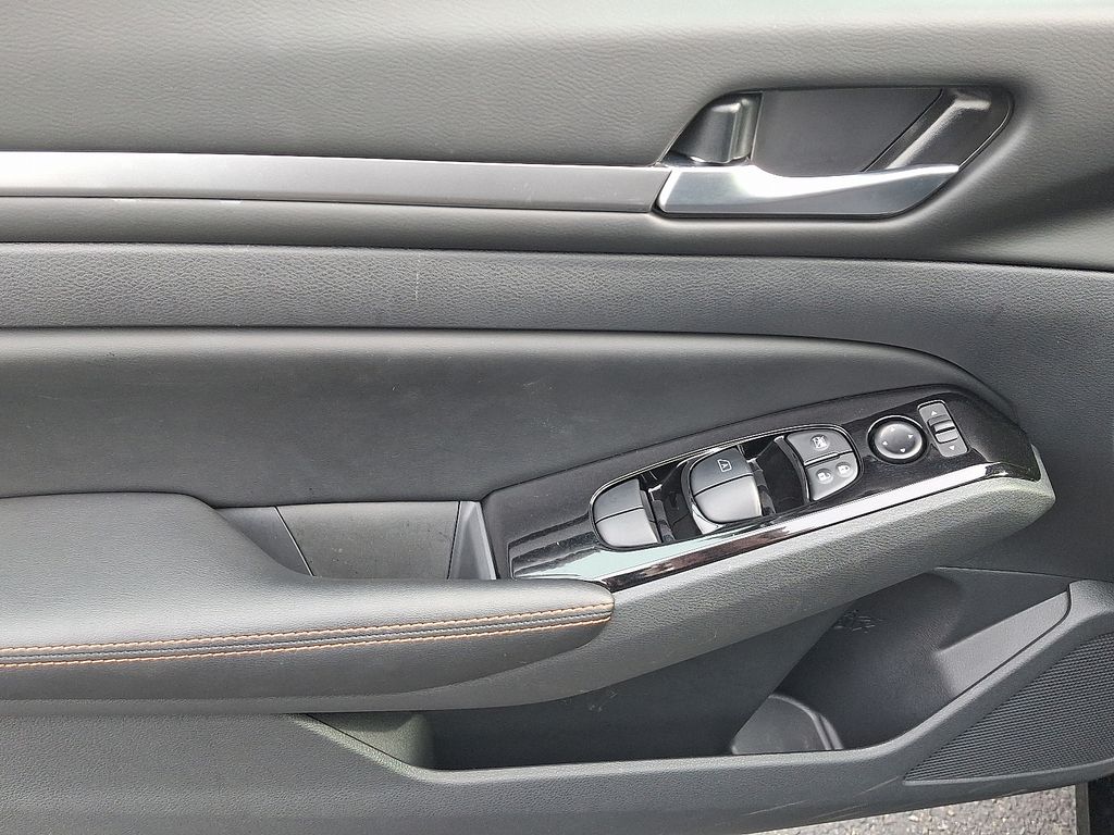 Thumbnail: 2025 Nissan Altima - 13