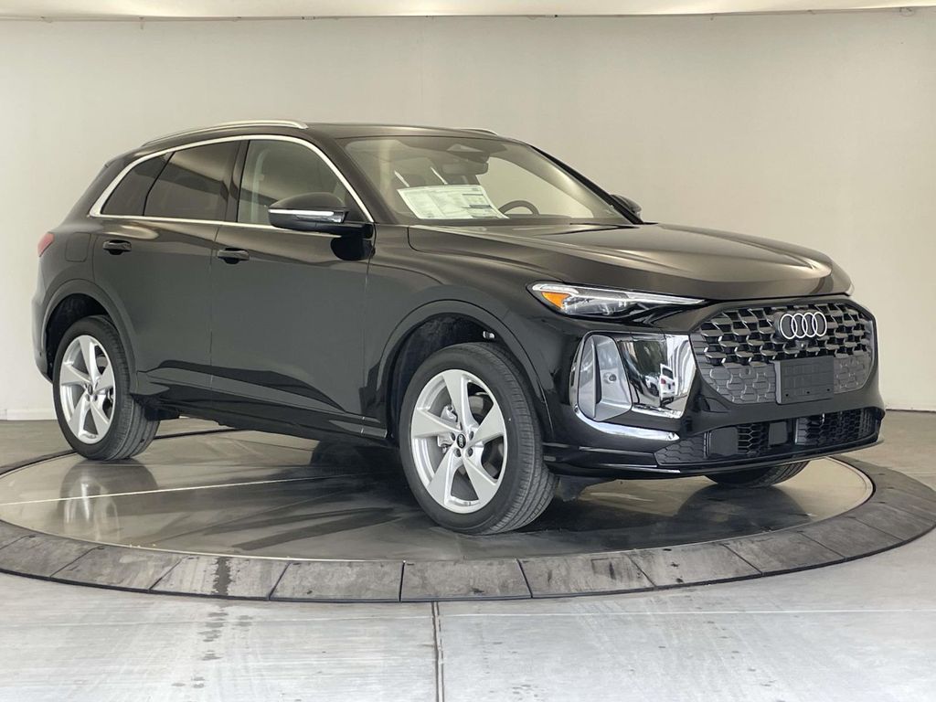 2025 Audi Q5 2.0T Premium Plus - 8