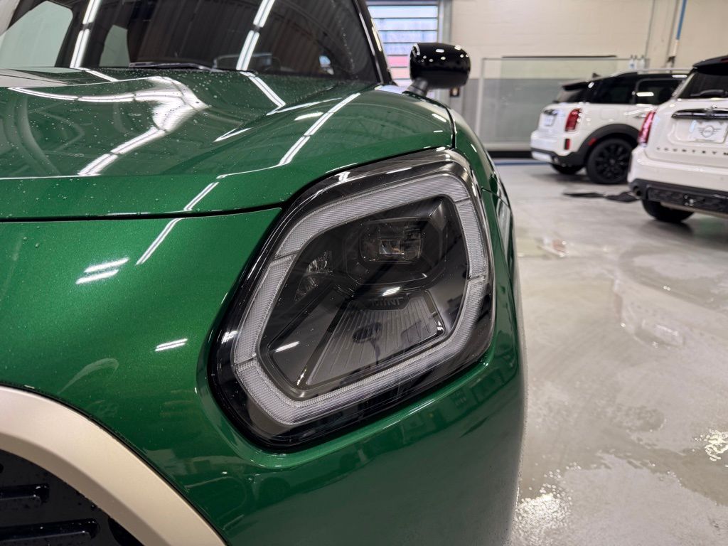 Thumbnail: 2026 MINI Cooper Countryman - 9