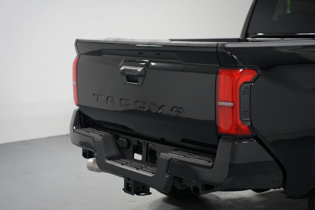 Thumbnail: 2025 Toyota Tacoma - 9