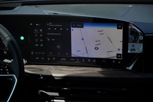 Thumbnail: 2025 Audi Q5 - 10