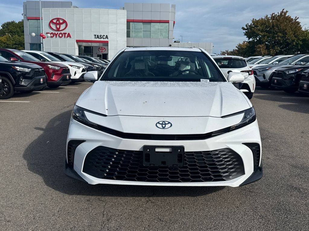 2026 Toyota Camry SE photo 2