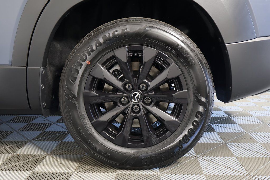 Thumbnail: 2026 Mazda CX-50 - 10