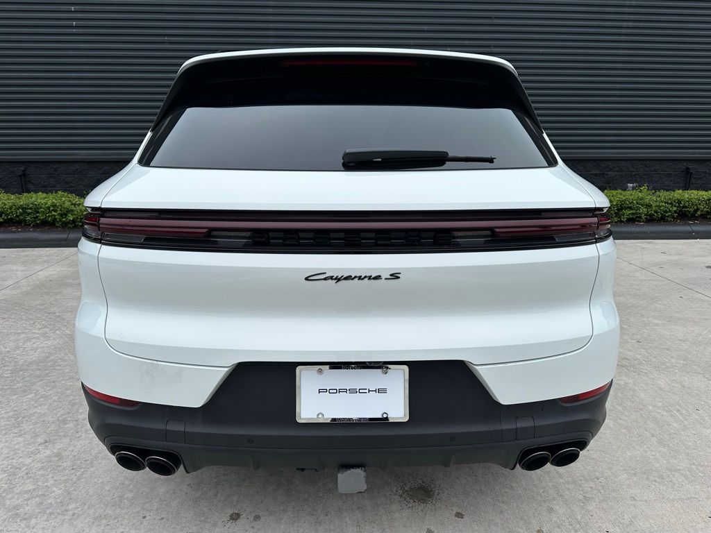 Thumbnail: 2025 Porsche Cayenne - 12