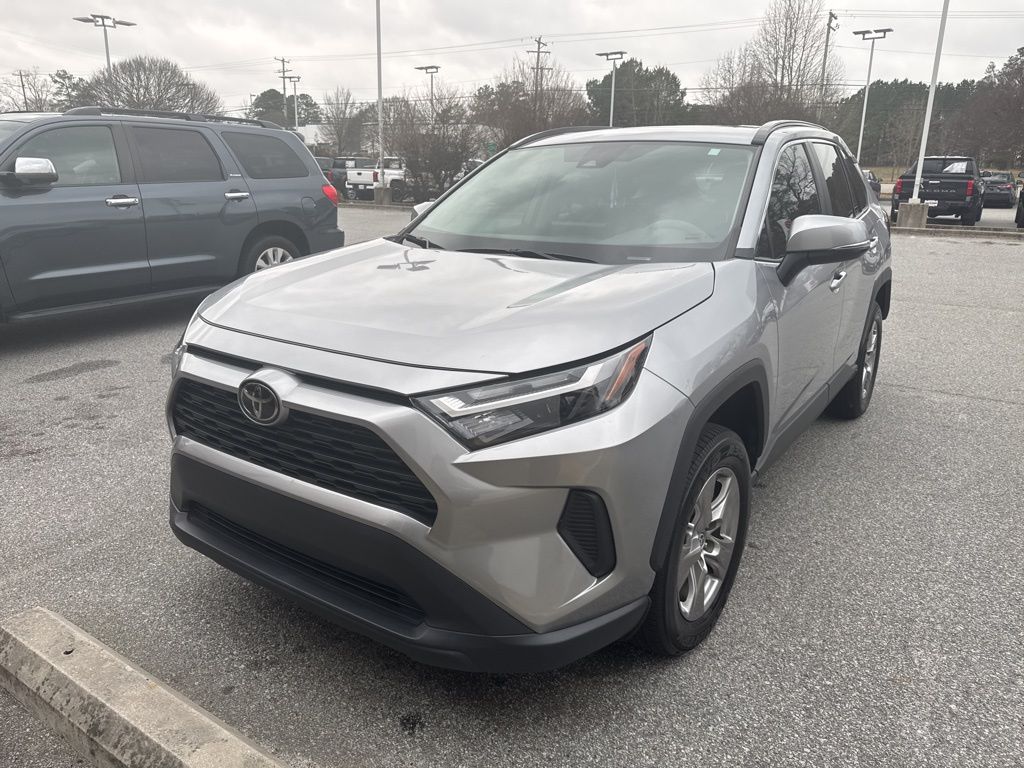 2023 Toyota RAV4 XLE FWD