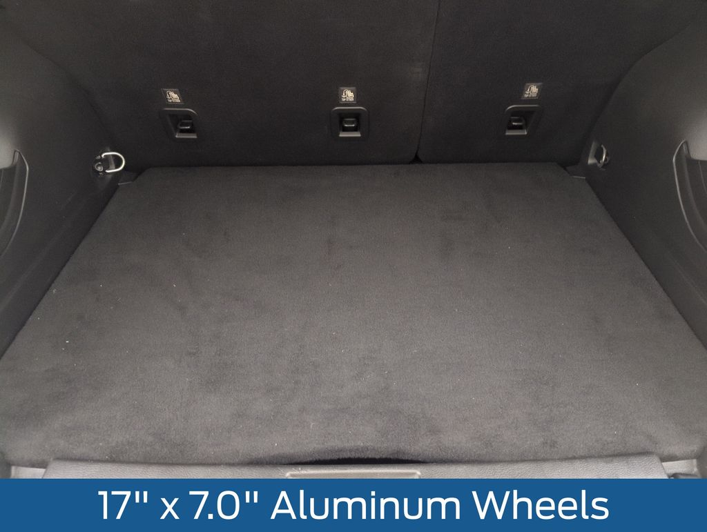 Certified Used 2021 White Jeep Latitude image 30