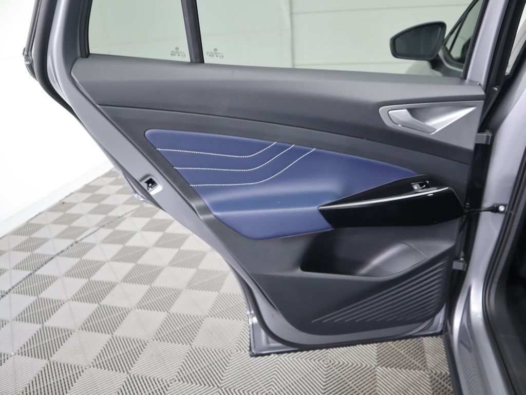 2025 Volkswagen ID.4 Pro S 26
