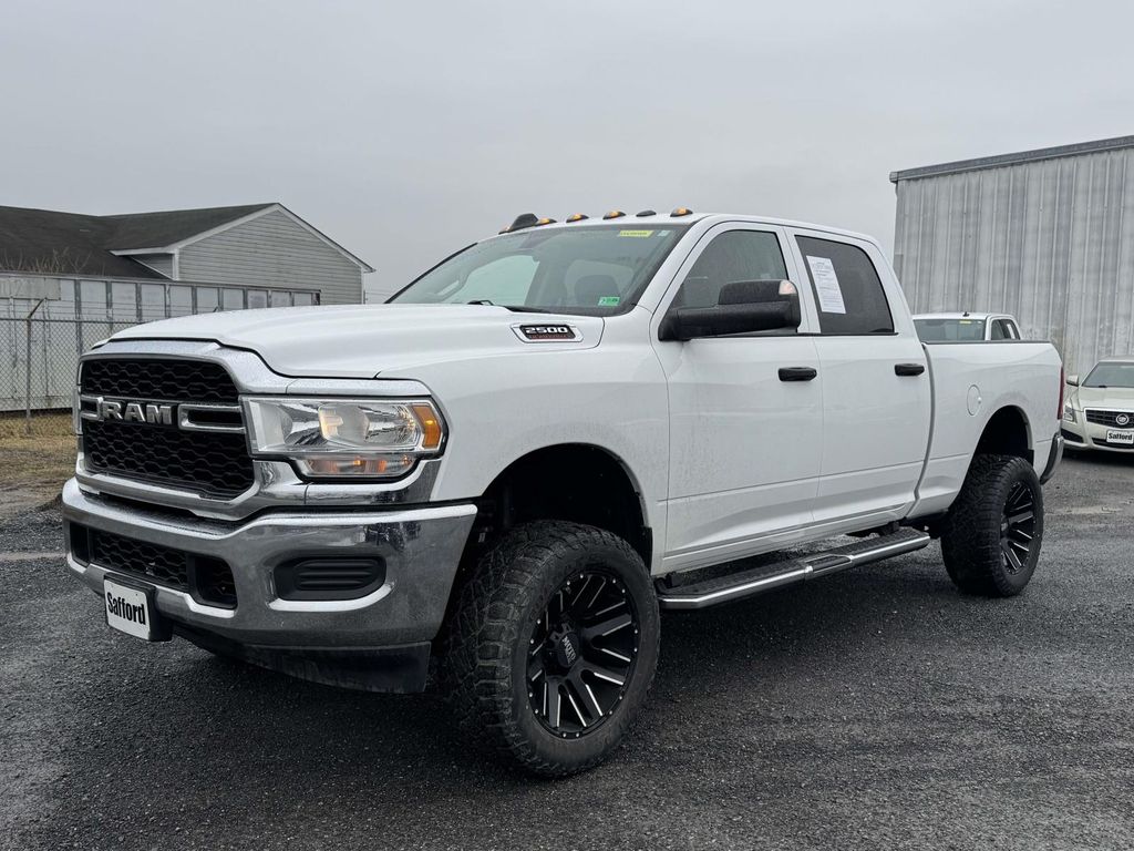 2020 RAM 2500 Tradesman Crew Cab 4WD