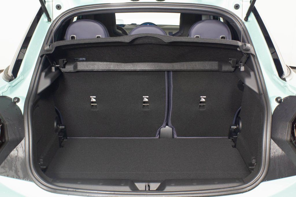 2025 MINI Cooper Hardtop S 8