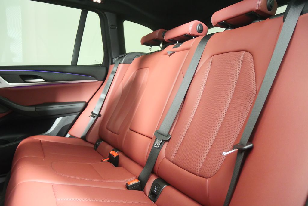 Thumbnail: 2024 BMW X3 - 15