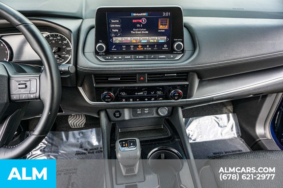 Used 2025 Blue Nissan SV image 37